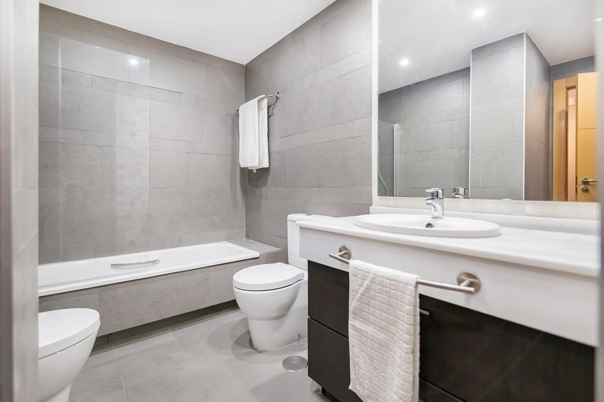Bhost - Pacifico Apartment มาลากา ภายนอก รูปภาพ
